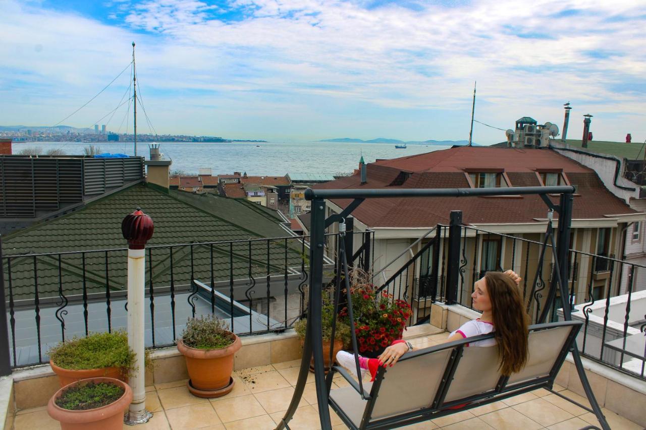 Agora Hostel Istanbul Bagian luar foto
